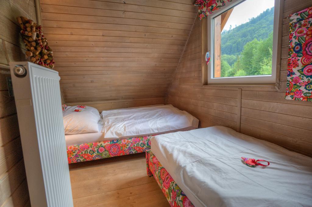Mala Osada Domki Z Jacuzzi Przy Gondoli Щирк Стая снимка
